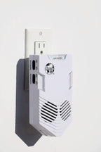 Cleanrth CB006 Advanced Ultrasonic Bat Repelling System - Demands Bats to Leave