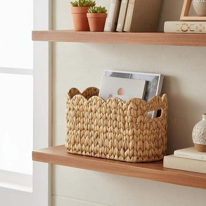 Toilet Paper Storage Basket,Scalloped Wicker Basket for Bathroom Organizers and Storage,Hand-Woven Rattan Bathroom Decor Accessories,Natural Water Hyacinth