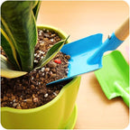 2pcs Small Gardening Shovel Metal Candy Color Wooden Handle Flat Trowel Scoop Digging Lawn Tool for Flower Succulent Plant,Random Color