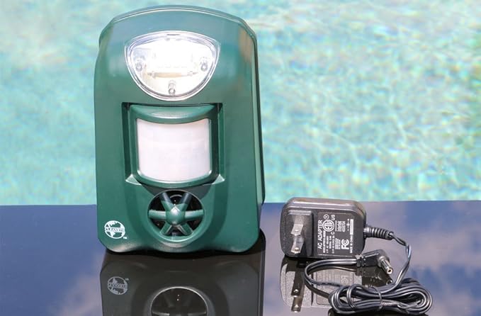 Cleanrth TSBR610 Advanced Sonic & Ultrasonic Bird Repeller - Includes Triple Scan Technology