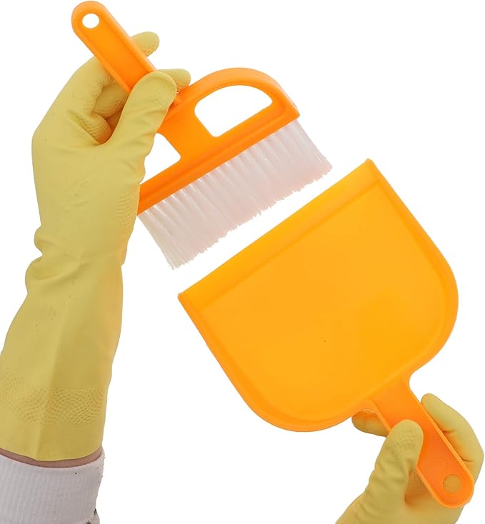 Small Dustpan Set with Brush - Orange