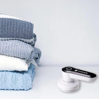 SINGER Compact Fabric Shaver and Lint Remover | Portable, Battery Operated Device with 3 Stainless Steel Blades & Detachable Lint Catcher