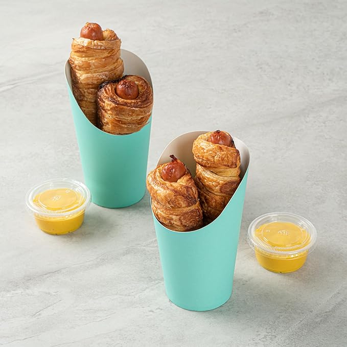 Restaurantware Bio Tek 16 Ounce French Fry Containers 100 Disposable Charcuterie Cups - Incline Design Round Turquoise Paper French Fry Cups Stackable For Waffles Chips or Popcorn