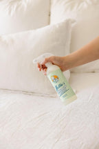 Nellie's Wrinkle-B-Gone - Plant-Based Clothing Static & Wrinkle Remover - Convenient, Responsible, and Effective - Revitalize Your Clothes in Minutes (16 fl oz) - Made in Canada