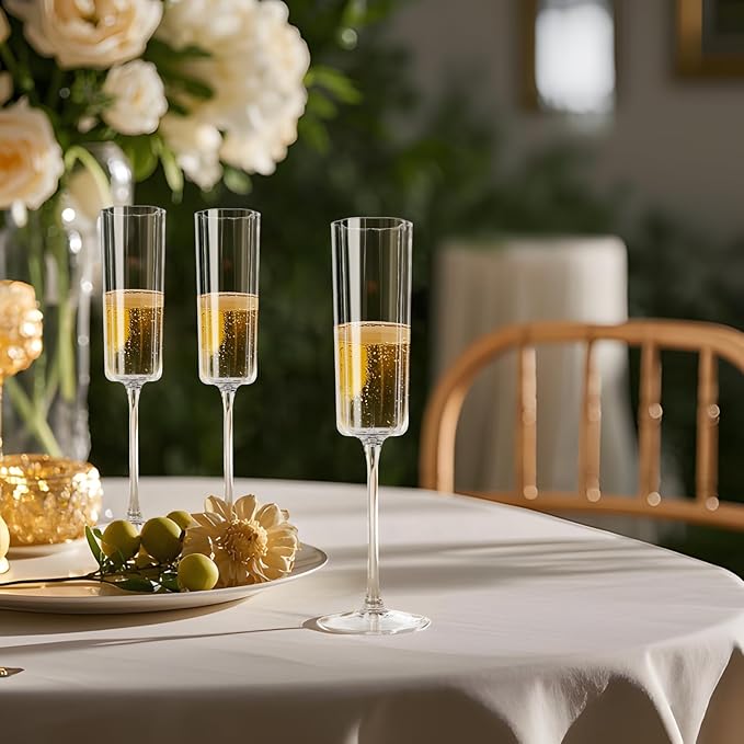 Ciaell 24 Pack Plastic Champagne Flutes - 6 Oz Flower Wavy Champagne Plastic Glasses - Heavy Duty Vintage Disposable Flutes for Party & Anniversary & Wedding