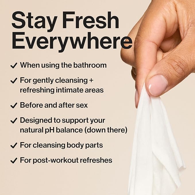 The Honest Company Flushable Wipes for Sensitive Skin | Fragrance Free, Hypoallergenic, 99% Water, Safe to Flush | pH Balanced Feminine Wipes | Tropical Leaves, 42 Count