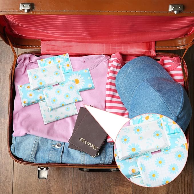 24 Packs Travel Size Tissue Pocket Slim Pack Facial 3 Ply Wallet Size Pocket Tissues for Travel Wedding Party Favors, 6 Styles(Daisy)