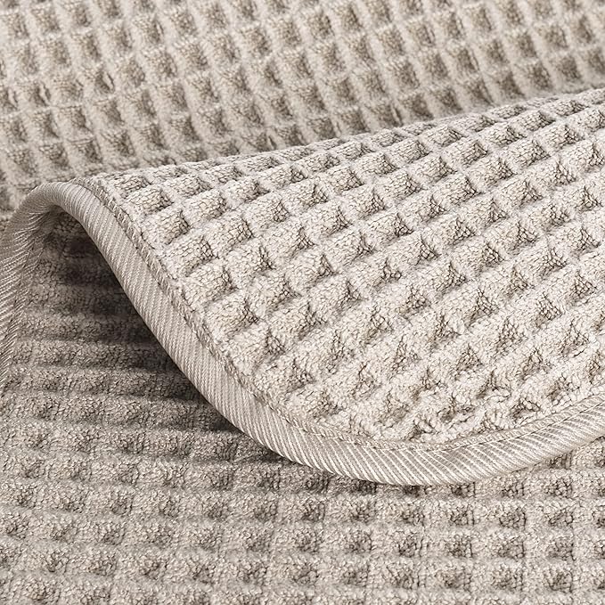 POLYTE Microfiber Lint Free Washcloth Face Towel, 13 x 13 in, 4 Pack (Waffle Weave)