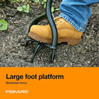 Fiskars 40" Steel Tiller, Long Handle Hand Tiller for Gardening, Garden Tool