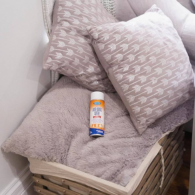 Sprayway Residue-Free Anti-Static Spray, Reduce Static Cling, Eliminate Static Shock, 6 Oz
